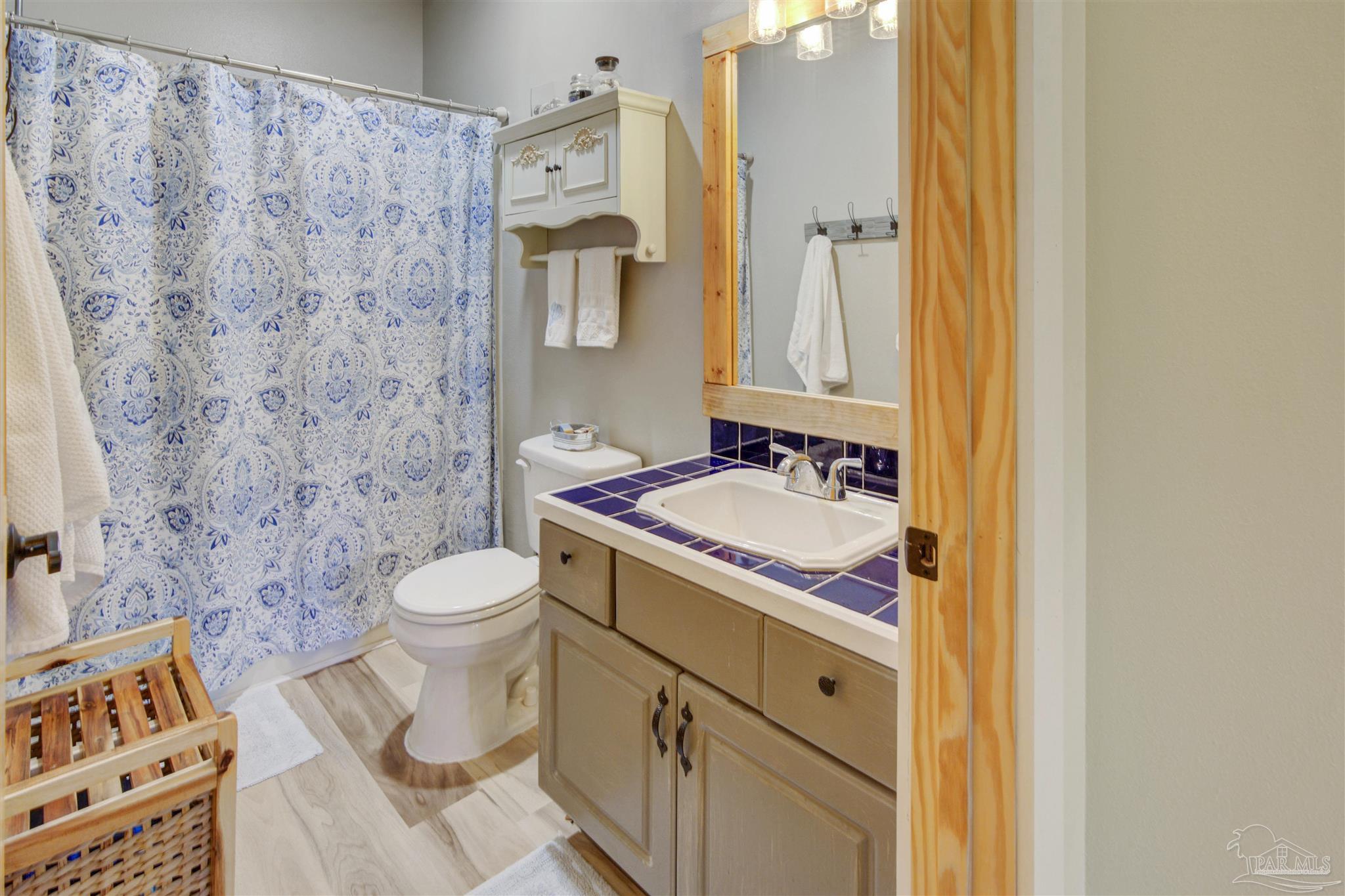 6251 Mary Kitchens Road Milton, FL 32583 - Photo 23 of 34 Downstairs