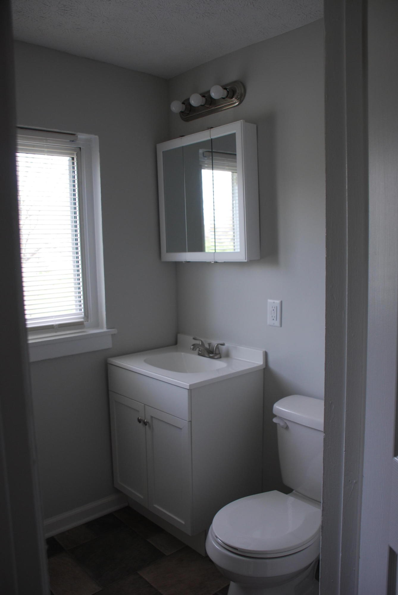 402 East 3rd Street Springfield, OH 45503 - Photo 21 of 33