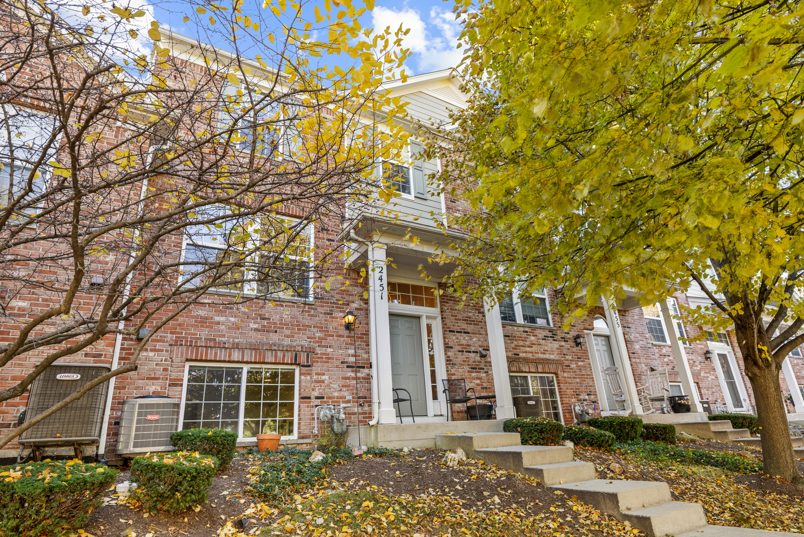 2451 Anna Way Elgin, IL 60124 - Photo 1 of 26 front view of a building