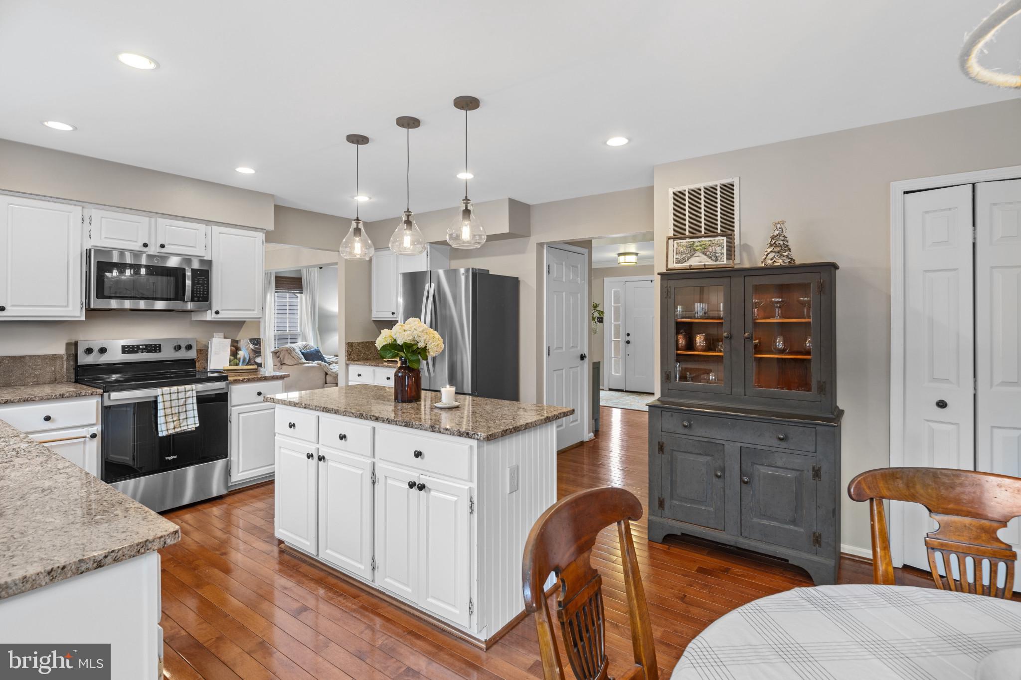 8242 Glenmar Road Ellicott City, MD 21043 - Photo 11 of 43 Gallery Image 11