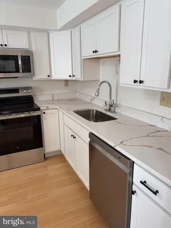 $2,900 | 19505 Turtle Dove Terrace, Gaithersburg, MD 20879