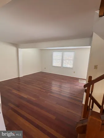 $2,900 | 19505 Turtle Dove Terrace, Gaithersburg, MD 20879