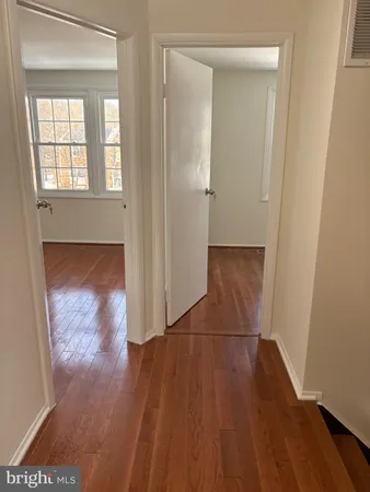 $2,900 | 19505 Turtle Dove Terrace, Gaithersburg, MD 20879