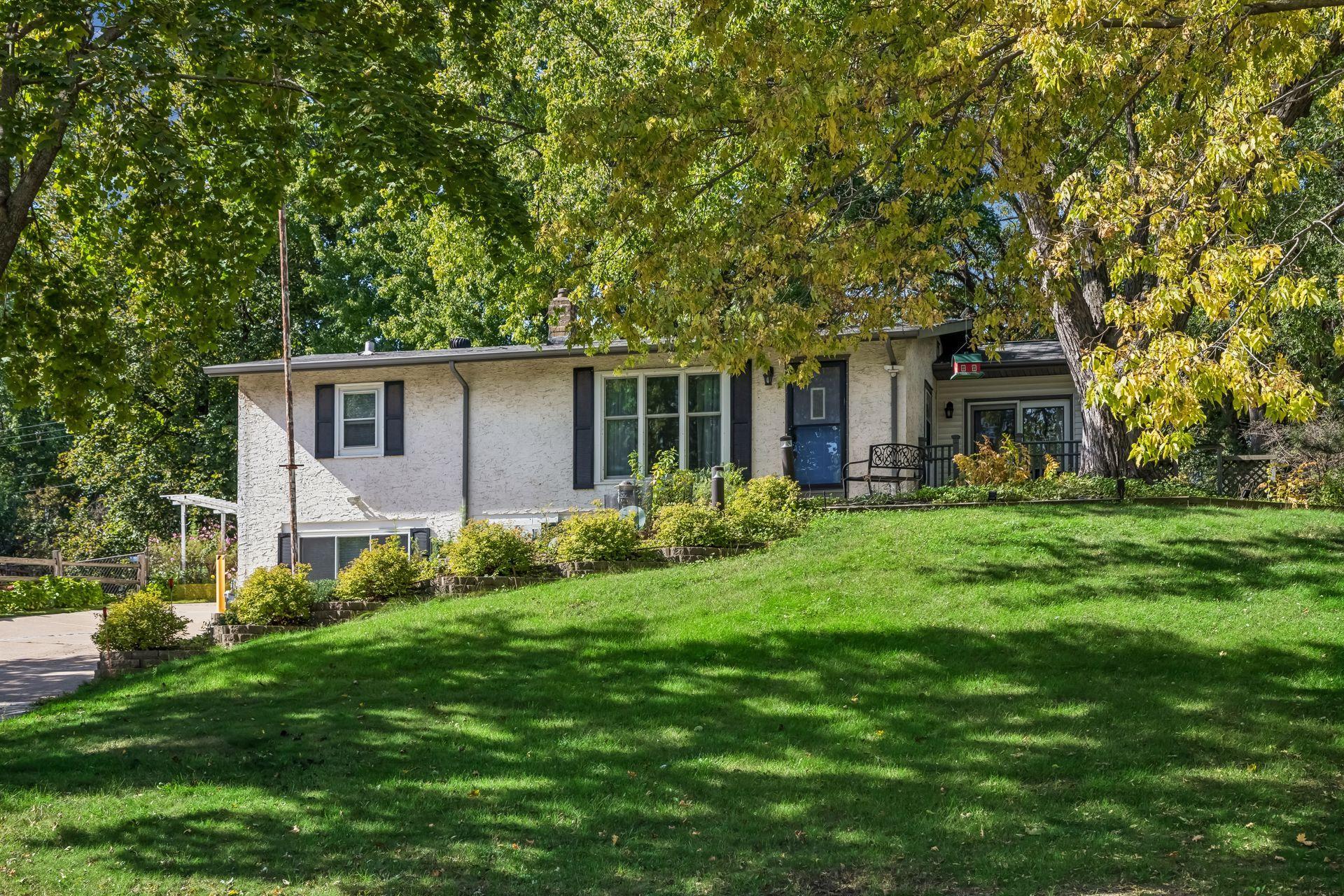 3209 Random Road Eagan, MN 55121 - Photo 3 of 42 Gallery Image 3