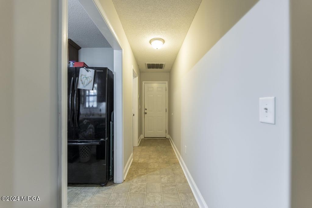 104 Weatherwood Road Kathleen, GA 31047 - Photo 21 of 35 a view of hallway