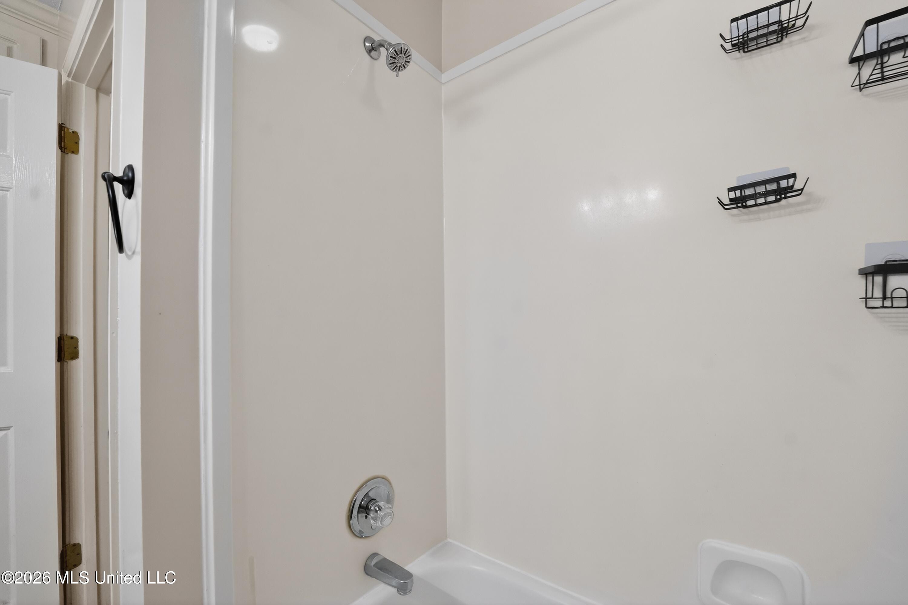 114 Spring Valley Drive Brandon, MS 39047 - Photo 28 of 30 28_114_Spring_Valley_Dr-Bathroom-6980