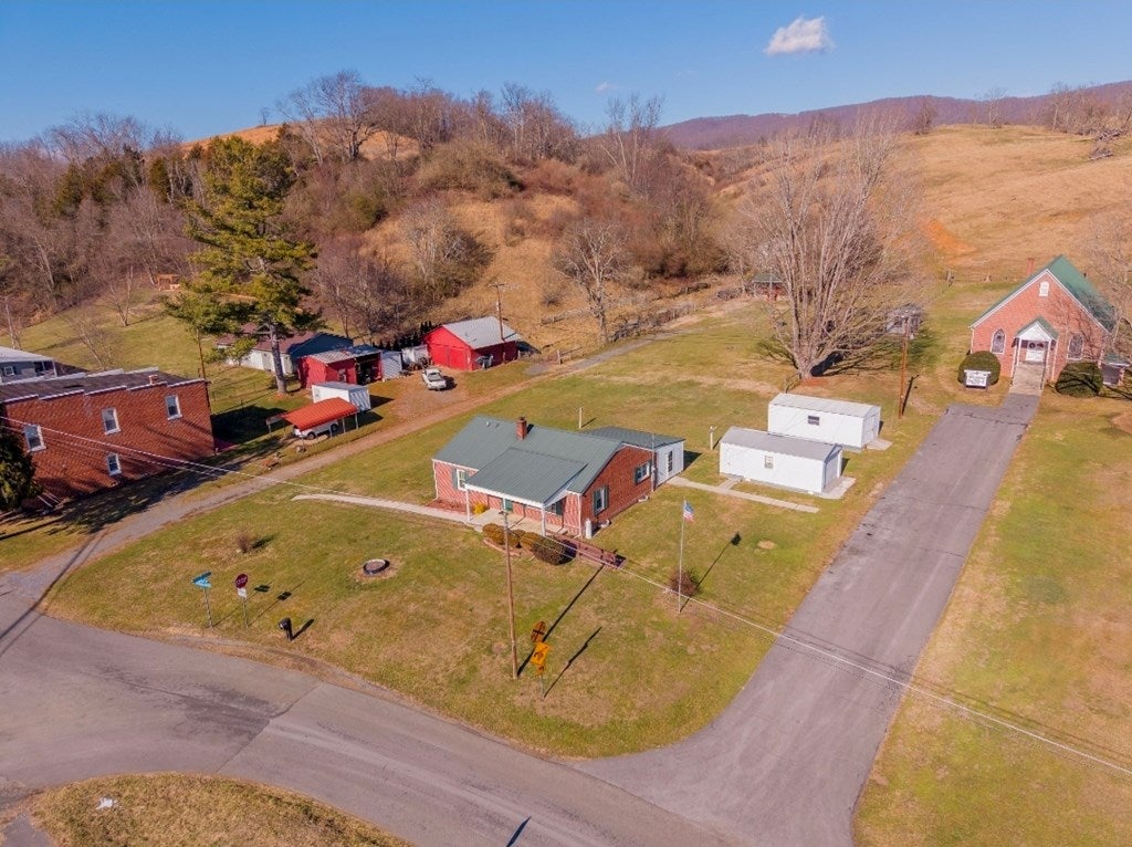 104 Pioneer Road Marion, VA 24354 - Photo 55 of 59 Gallery Image 55
