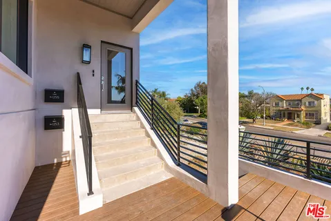 $1,849,000 | Undisclosed Address, Los Angeles, CA 90019