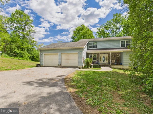 $430,000 | 674 Potato Hill Street, Hedgesville, WV 25427