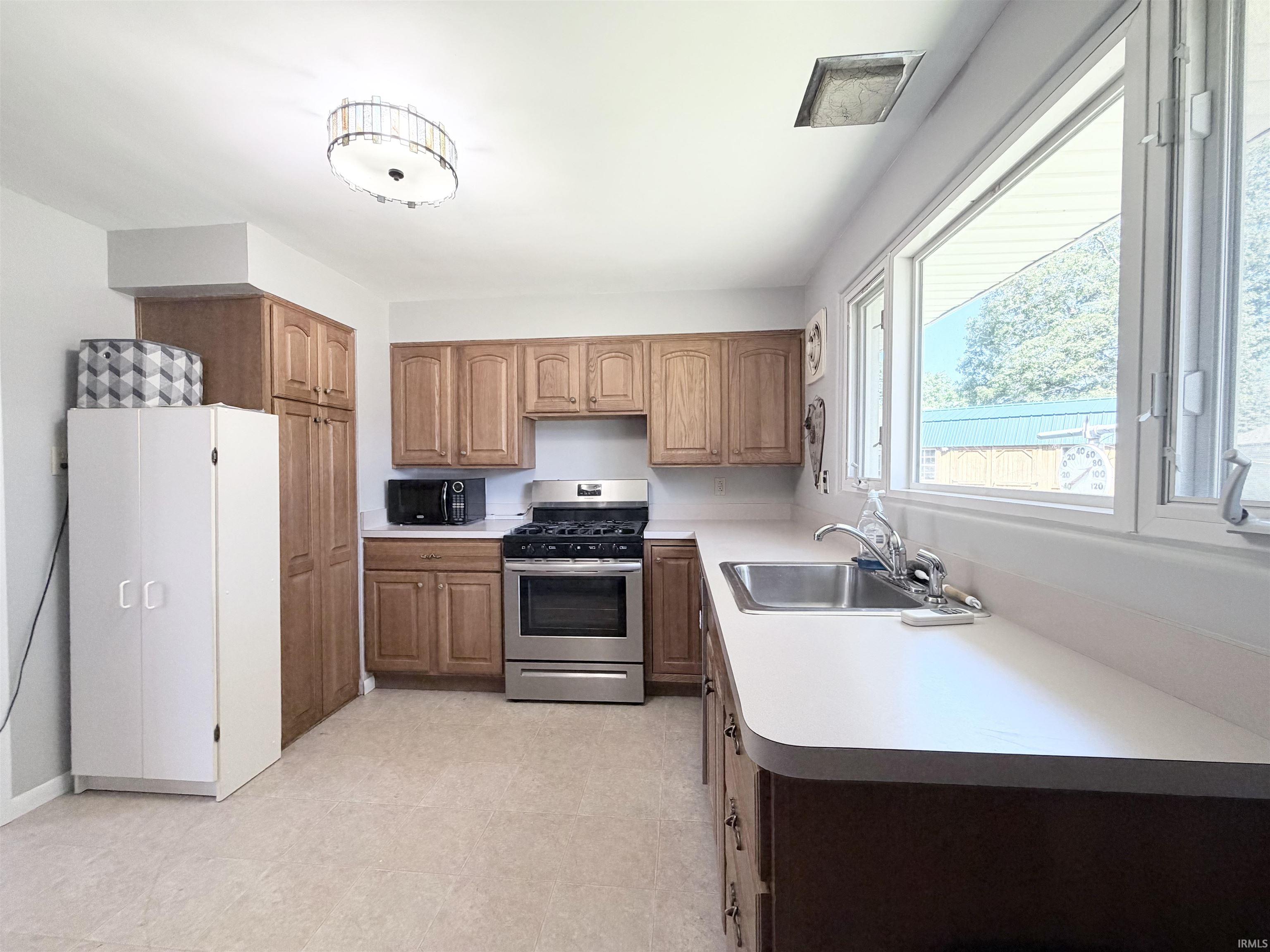 704 Virginia Street Walkerton, IN 46574 - Photo 9 of 18