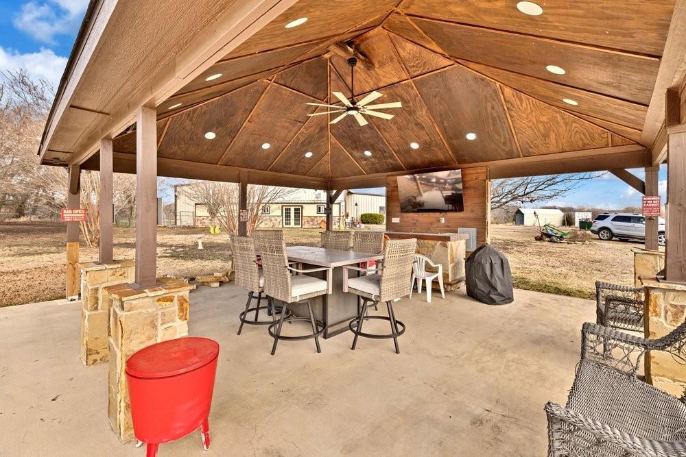 7709 Fm 902 Sherman, TX 75092 - Photo 3 of 39 an outdoor space with seating