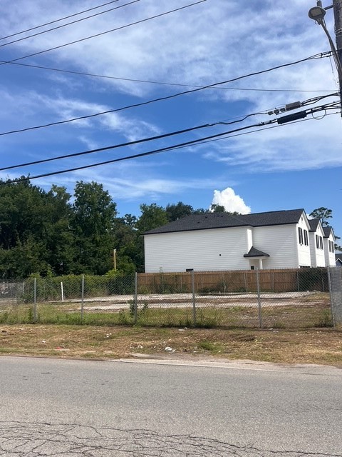 3202 Laura Koppe Road Houston, TX 77093 - Photo 12 of 14