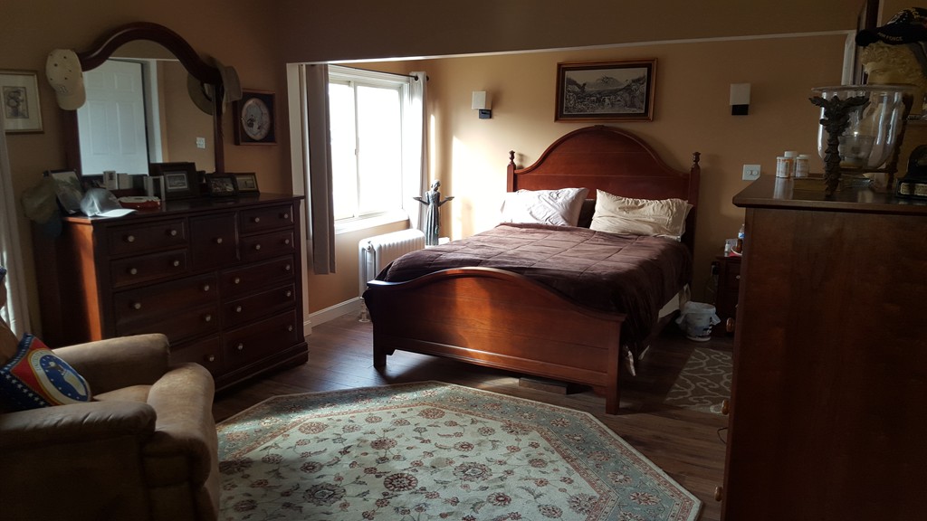 148 Fairhaven Road Mattapoisett, MA 02739 - Photo 5 of 7 Gallery Image 5