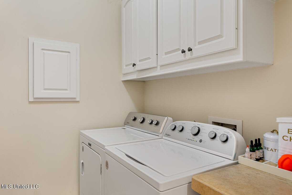 104 Stillhollow Lane Madison, MS 39110 - Photo 13 of 27 104 Stillhollow lane front-19