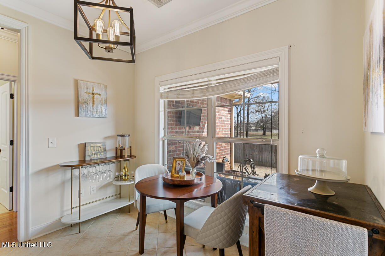 104 Stillhollow Lane Madison, MS 39110 - Photo 7 of 27 104 Stillhollow lane front-13