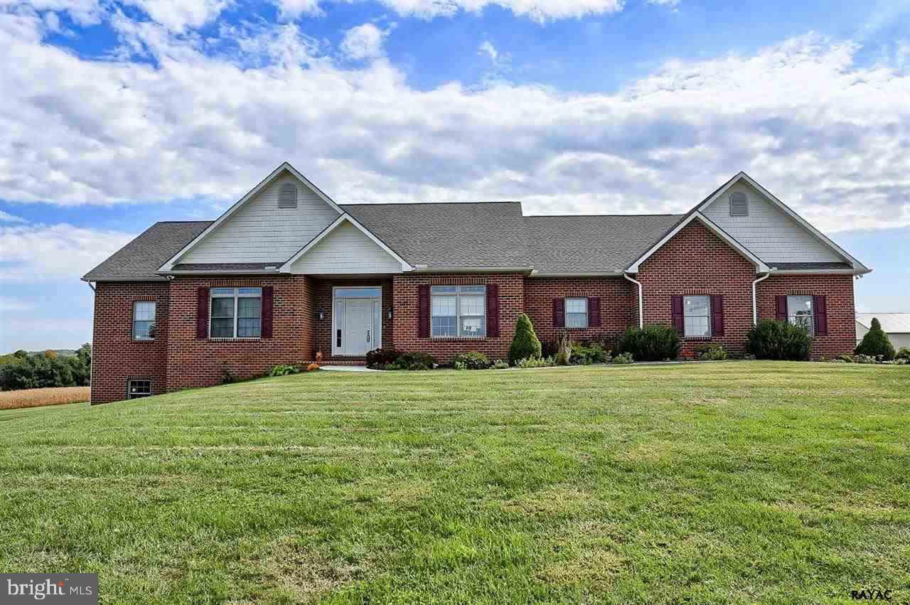 2153 Stoverstown Road Spring Grove, PA 17362 - Photo 2 of 34