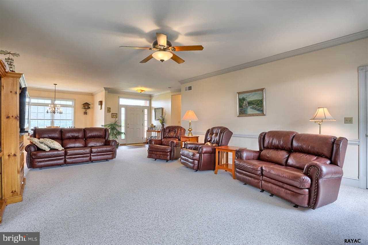 2153 Stoverstown Road Spring Grove, PA 17362 - Photo 17 of 34