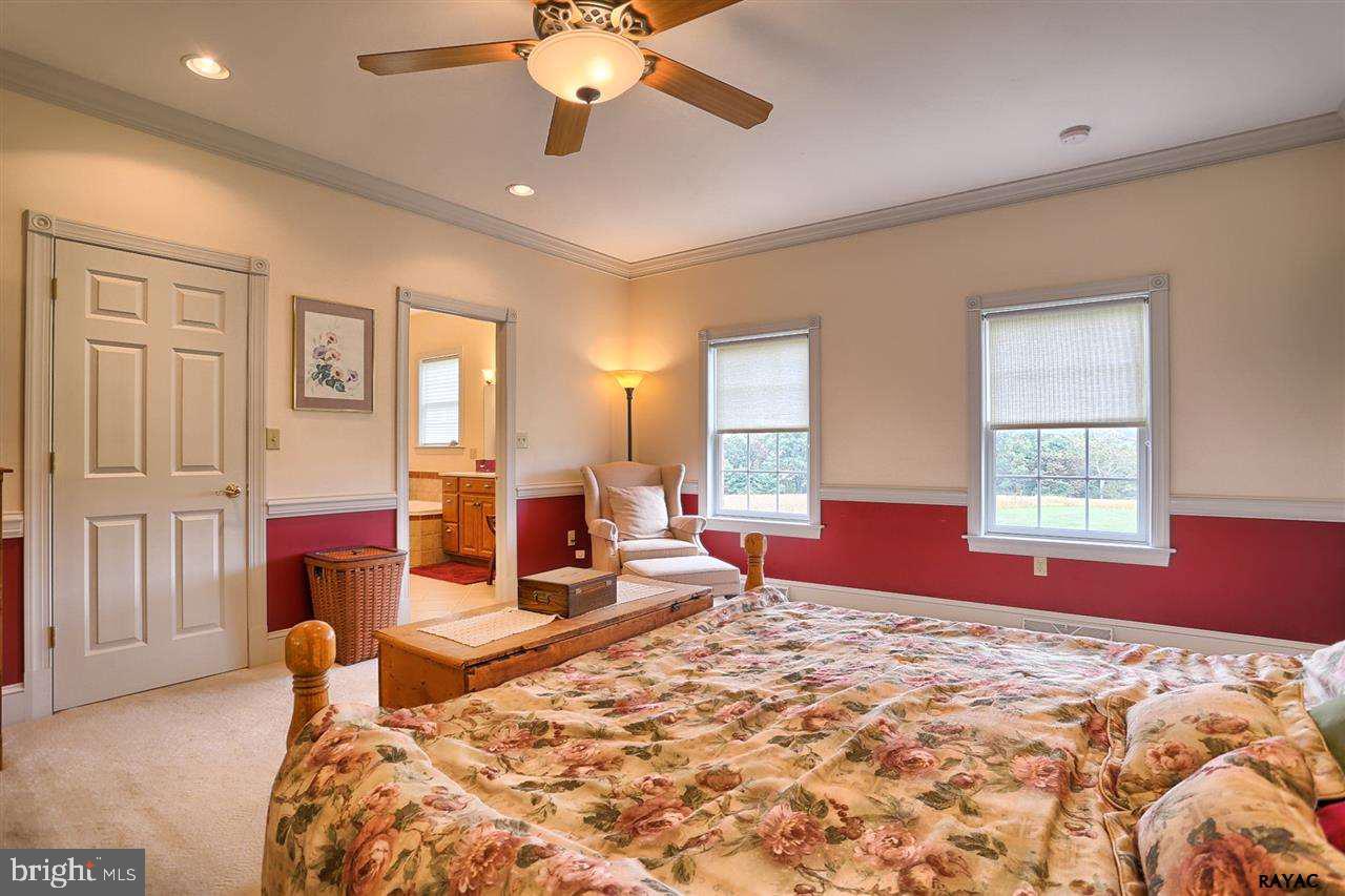 2153 Stoverstown Road Spring Grove, PA 17362 - Photo 24 of 34