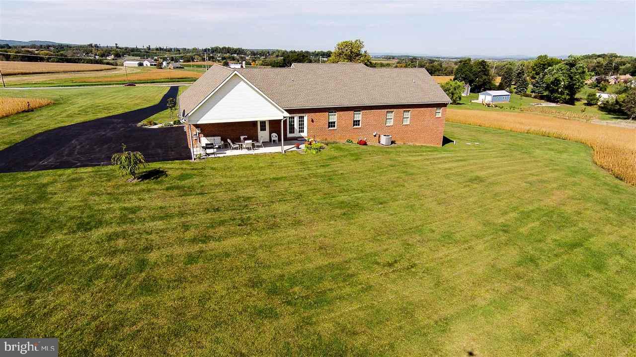 2153 Stoverstown Road Spring Grove, PA 17362 - Photo 4 of 34