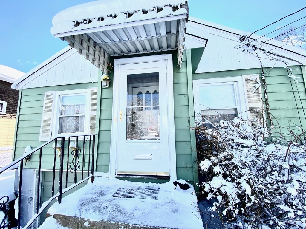 5 Othello Road Worcester, MA 01604 - Photo 4 of 26 Gallery Image 4