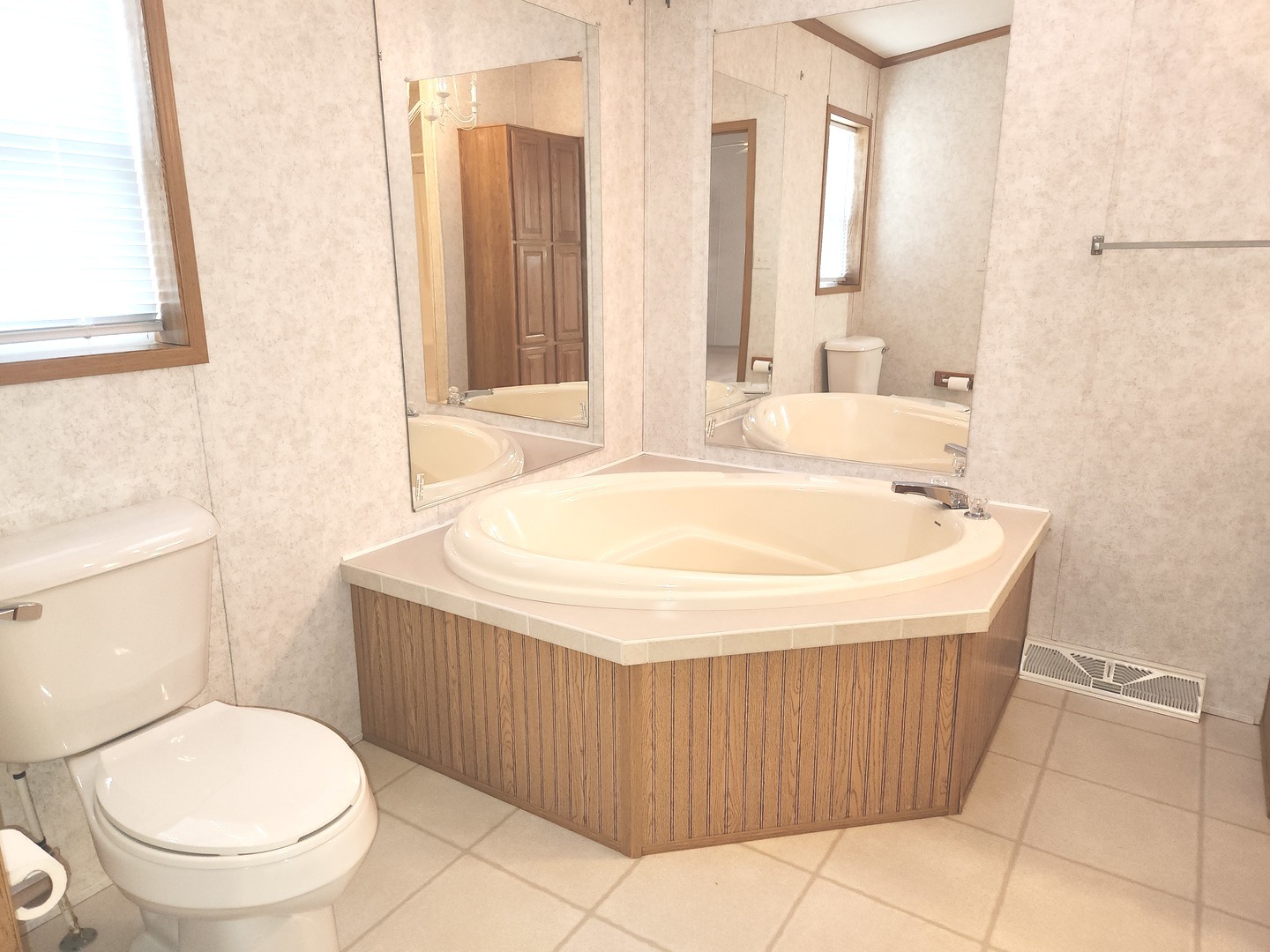 1027 Cherry Street Manteno, IL 60950 - Photo 10 of 20 a bathroom with a sink a toilet and tub