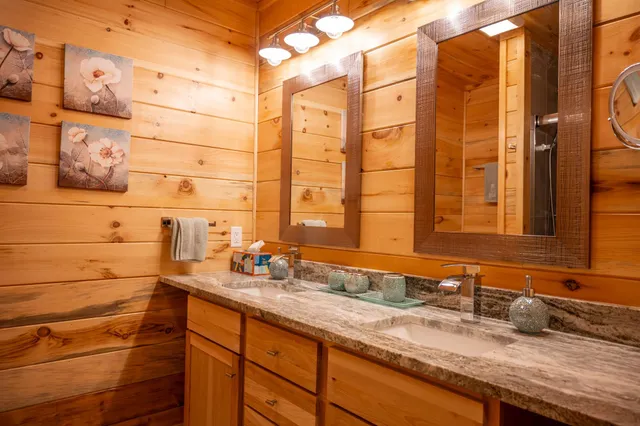 $539,000 | 1782 20th Avenue, Arkdale, WI 54613