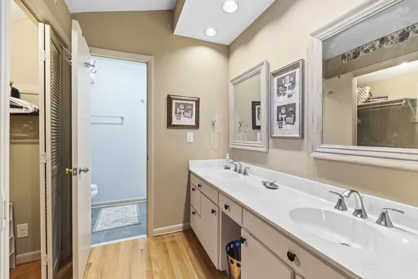 an aerial view of lake residential house with outdoor space and river