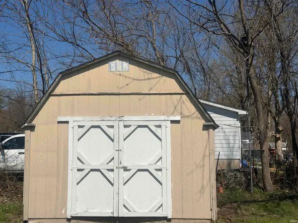 $164,900 | 453 East Oolitic Road, Bedford, IN 47421