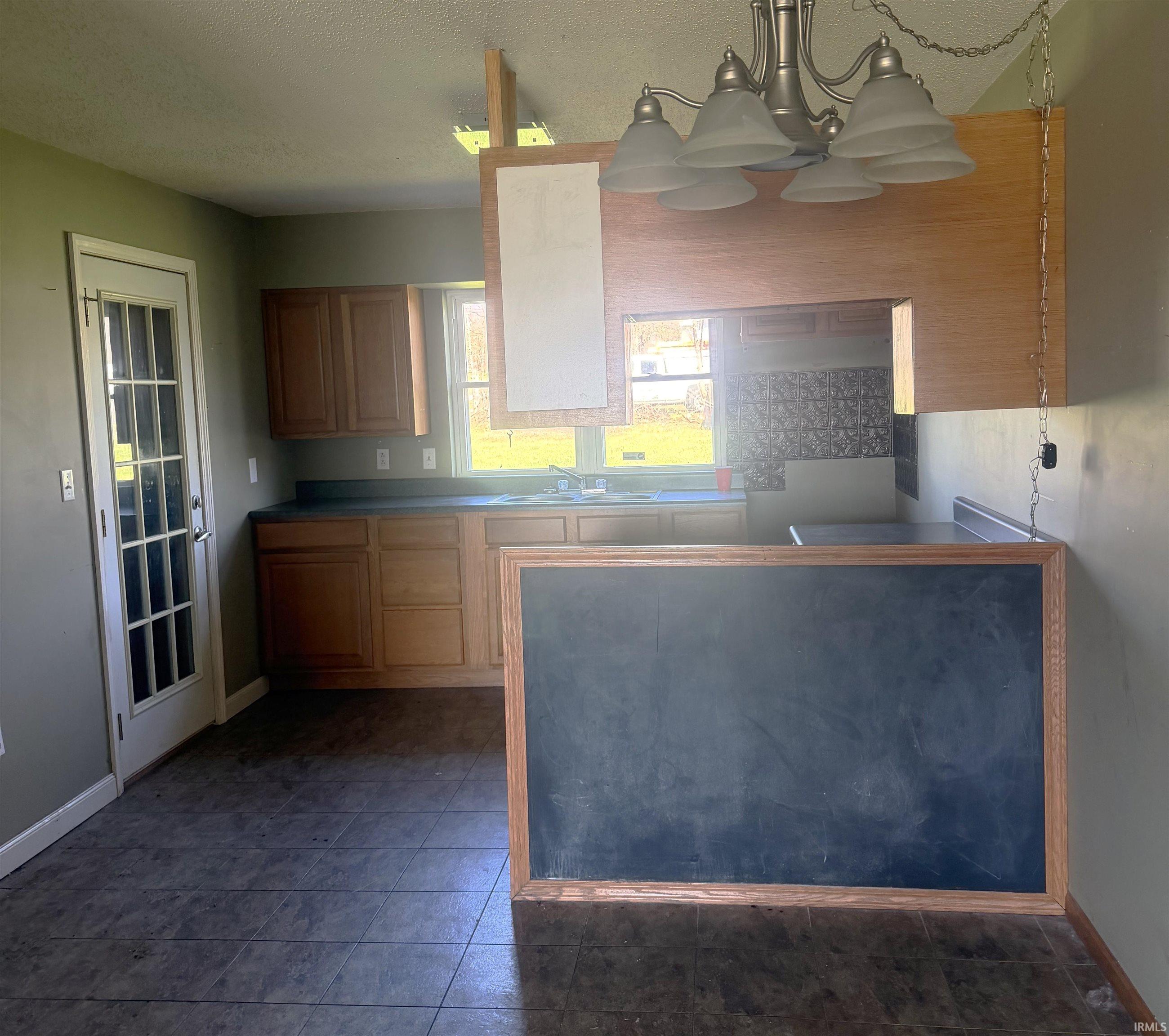 453 East Oolitic Road Bedford, IN 47421 - Photo 4 of 15