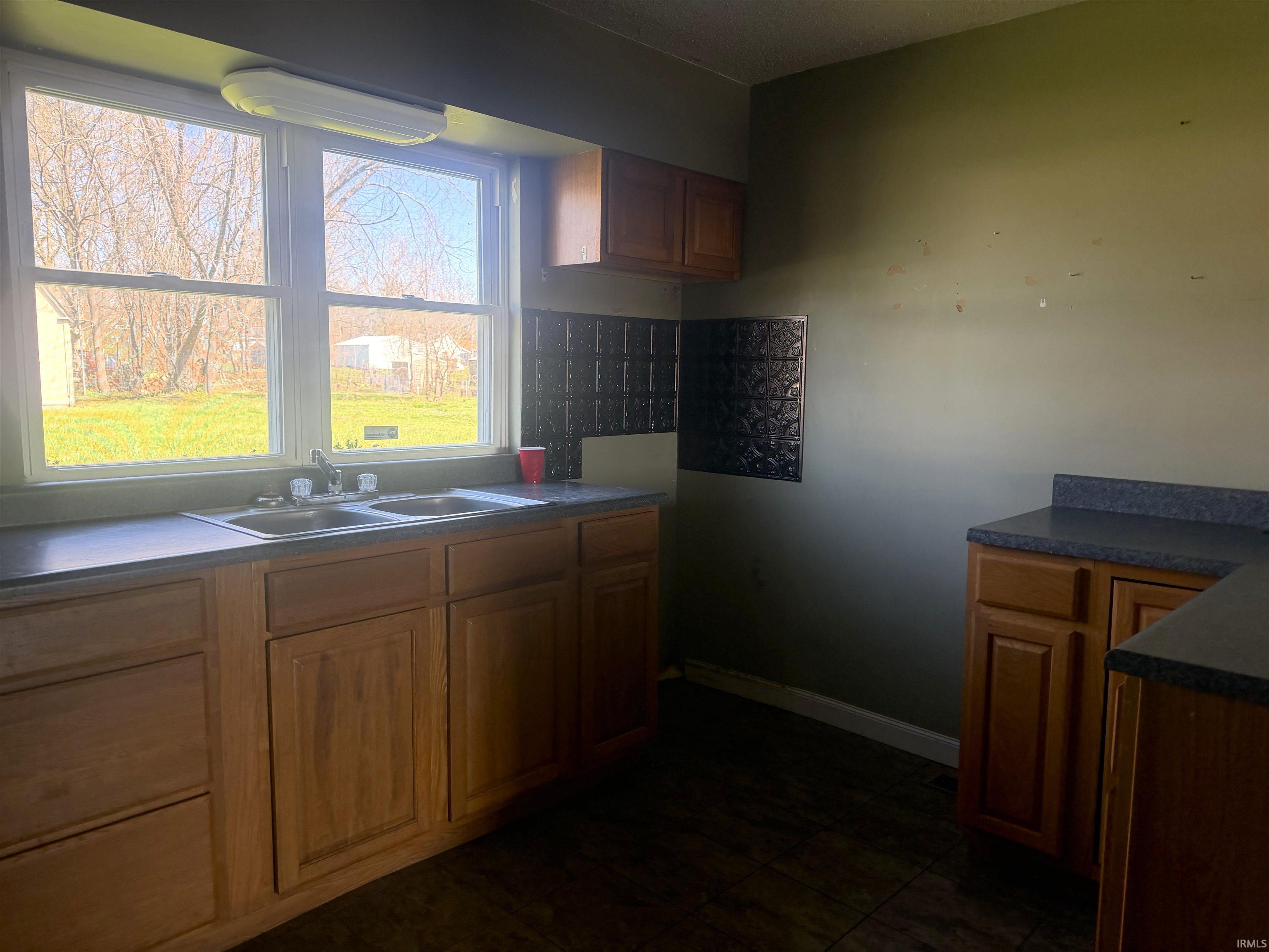 453 East Oolitic Road Bedford, IN 47421 - Photo 5 of 15