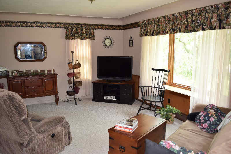 7655 West Freeland Road Freeland, MI 48623 - Photo 9 of 25