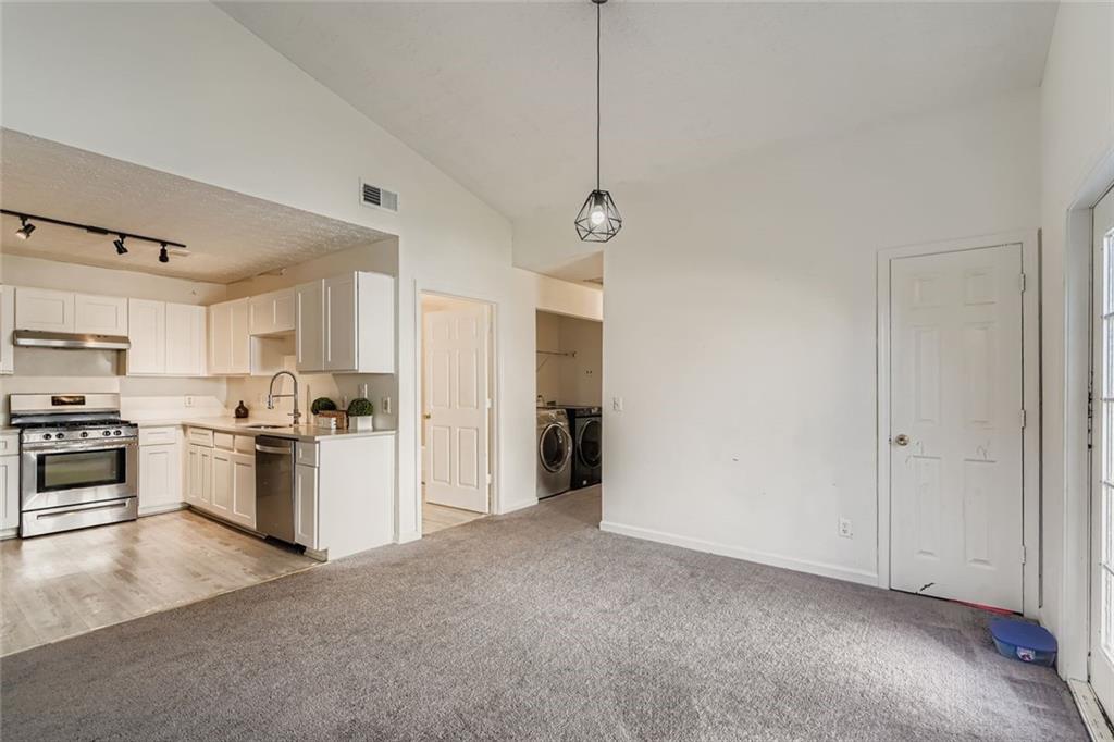 1025 Lakeside Circle Covington, GA 30016 - Photo 11 of 32