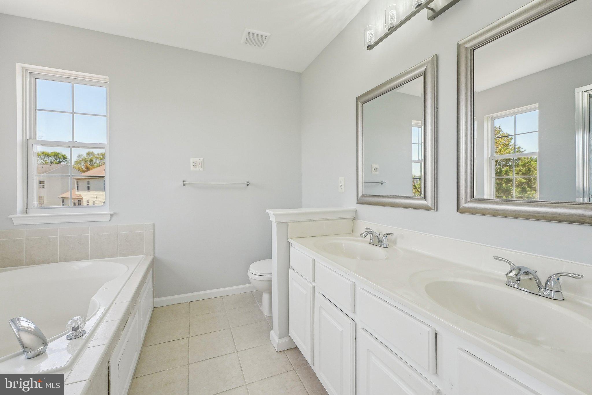25 Keswick Road East Windsor, NJ 08520 - Photo 16 of 41