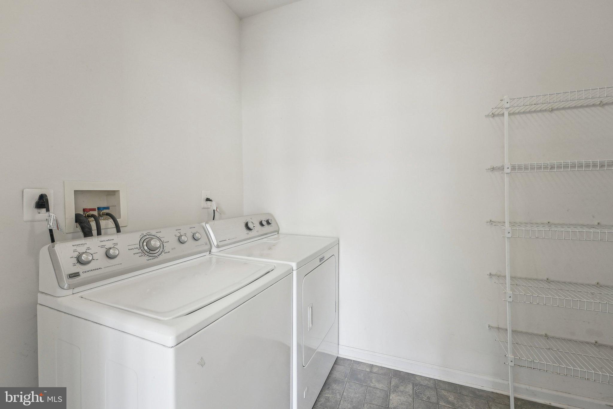 25 Keswick Road East Windsor, NJ 08520 - Photo 23 of 41 a utility room with dryer and washer