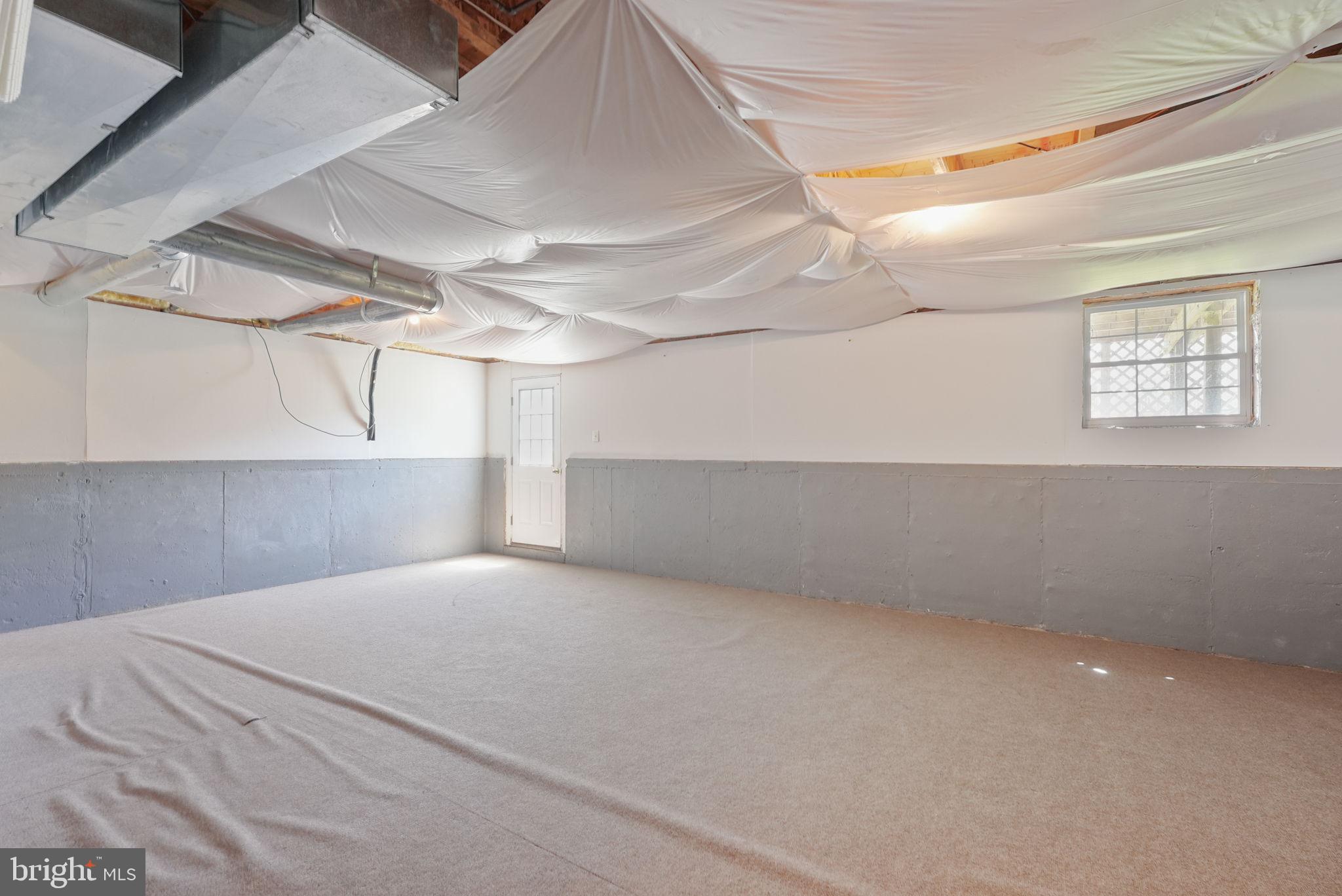25 Keswick Road East Windsor, NJ 08520 - Photo 24 of 41 a room with a bed and a window