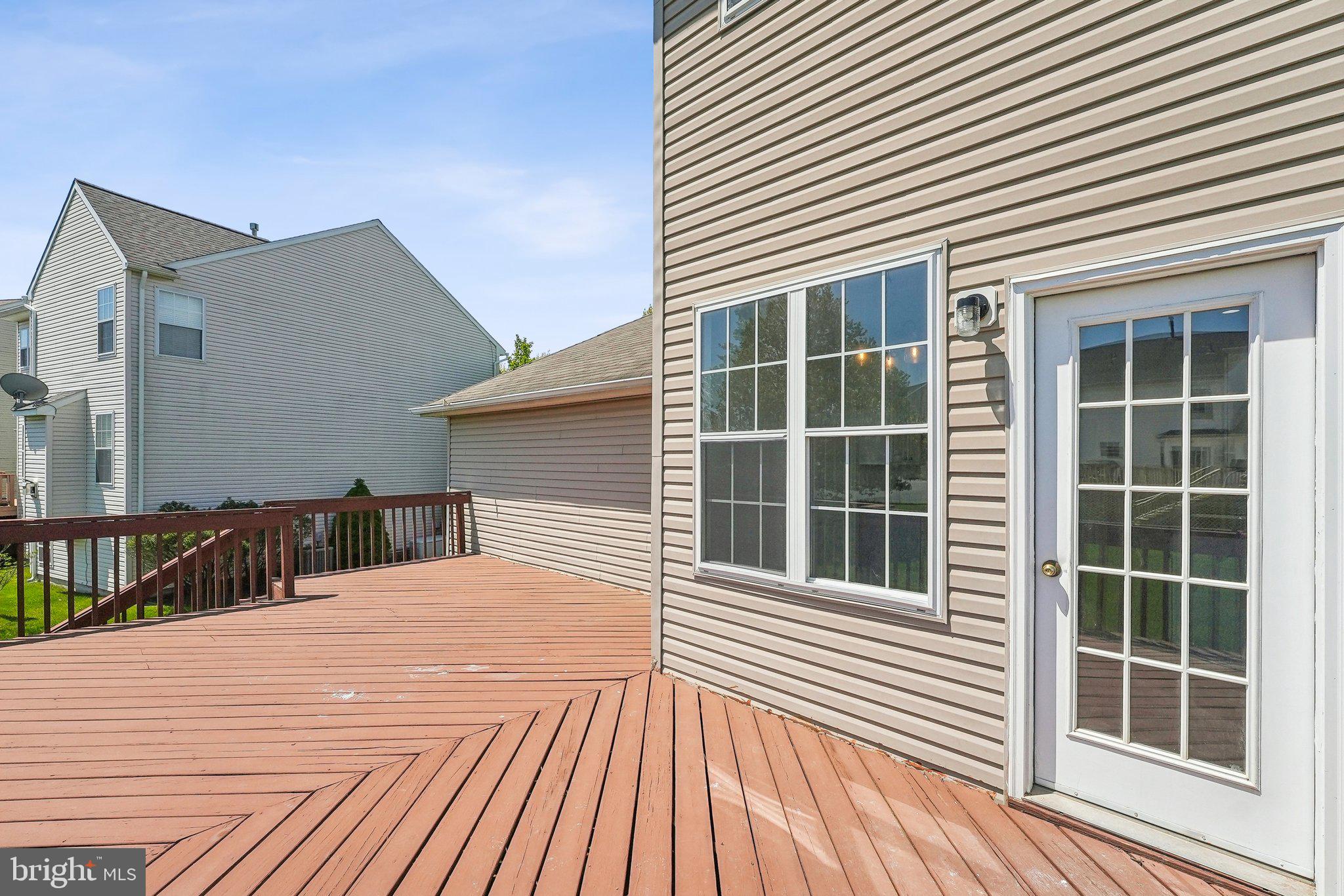 25 Keswick Road East Windsor, NJ 08520 - Photo 26 of 41 a balcony view with a outdoor space