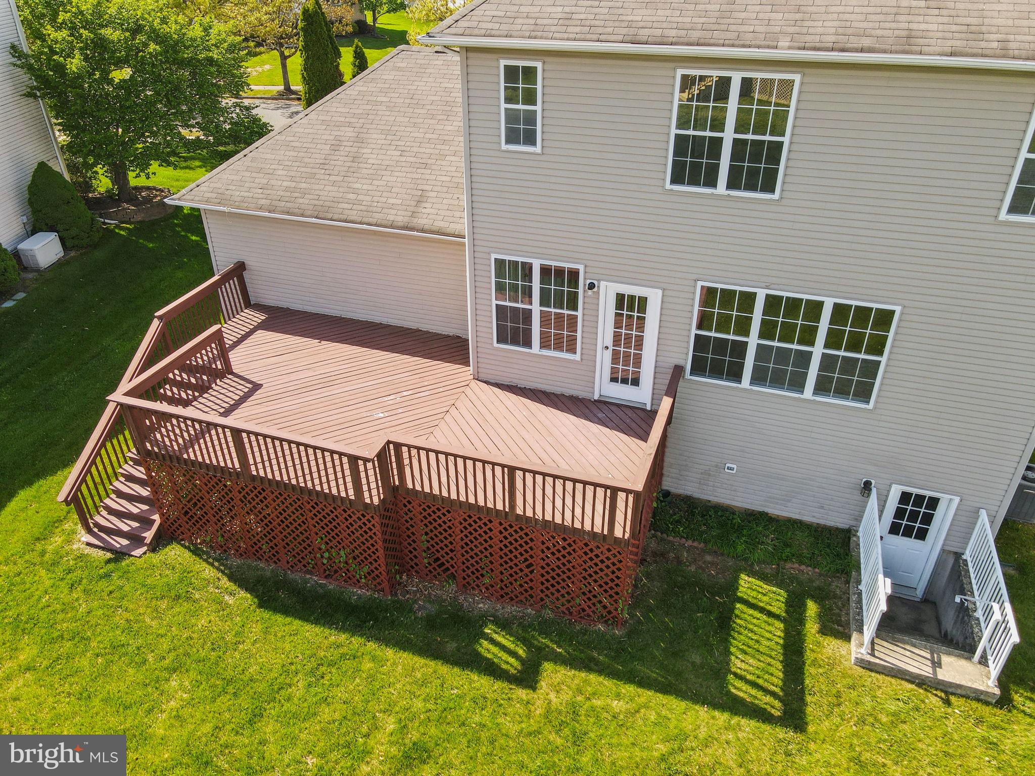 25 Keswick Road East Windsor, NJ 08520 - Photo 33 of 41 a front view of a house with a yard