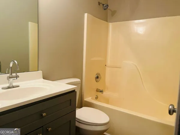 $2,295 | 94 Malvern Hill, Sharpsburg, GA 30277