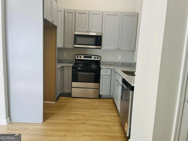 $2,295 | 94 Malvern Hill, Sharpsburg, GA 30277