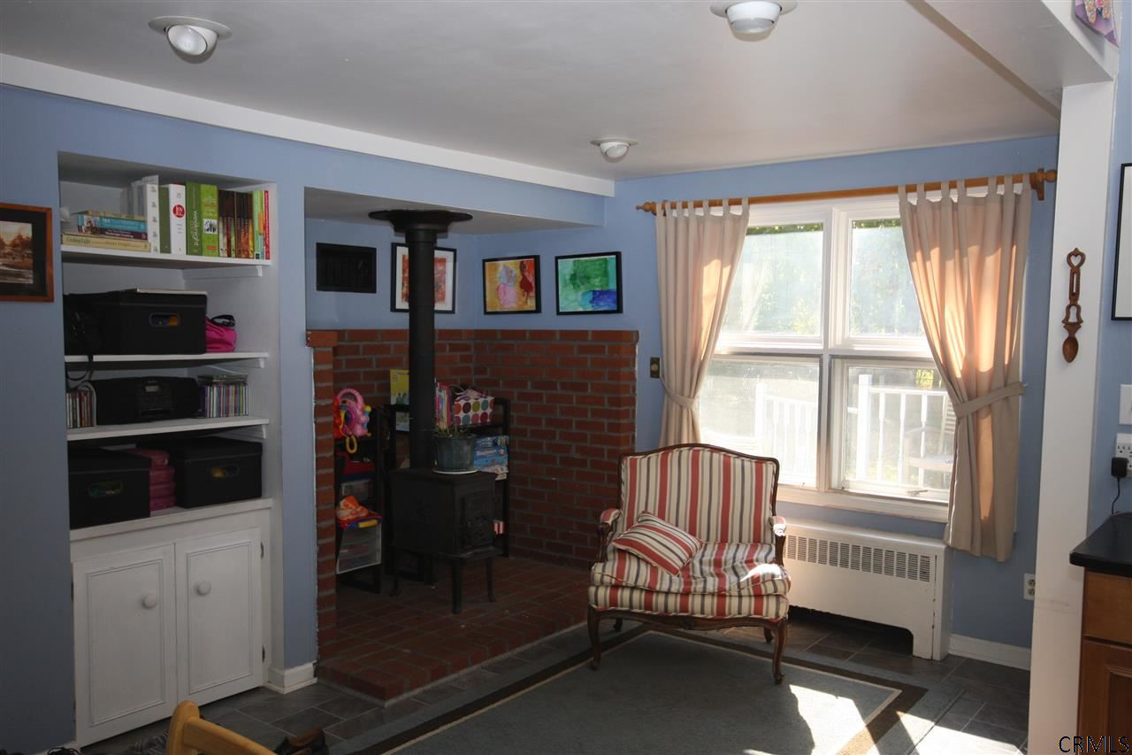 111 Winne Road Bethlehem, NY 12054 - Photo 9 of 25 Photo 9