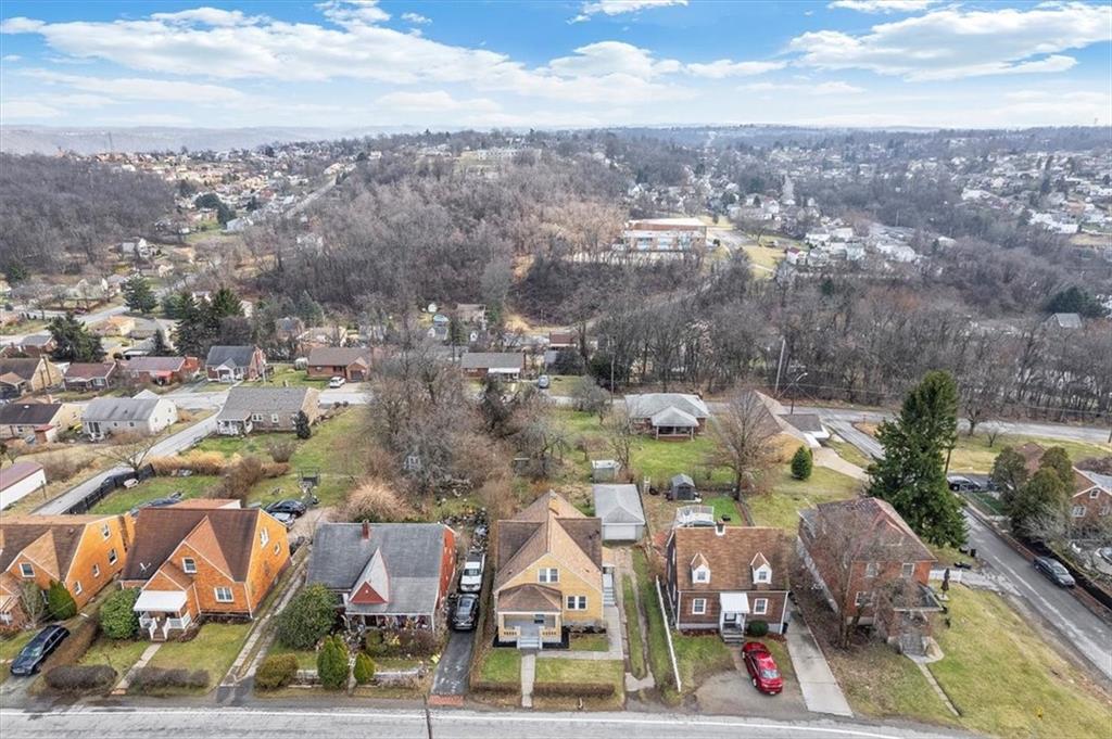 508 Maple Street West Mifflin, PA 15122 - Photo 28 of 31 an aerial view of residential houses with outdoor space