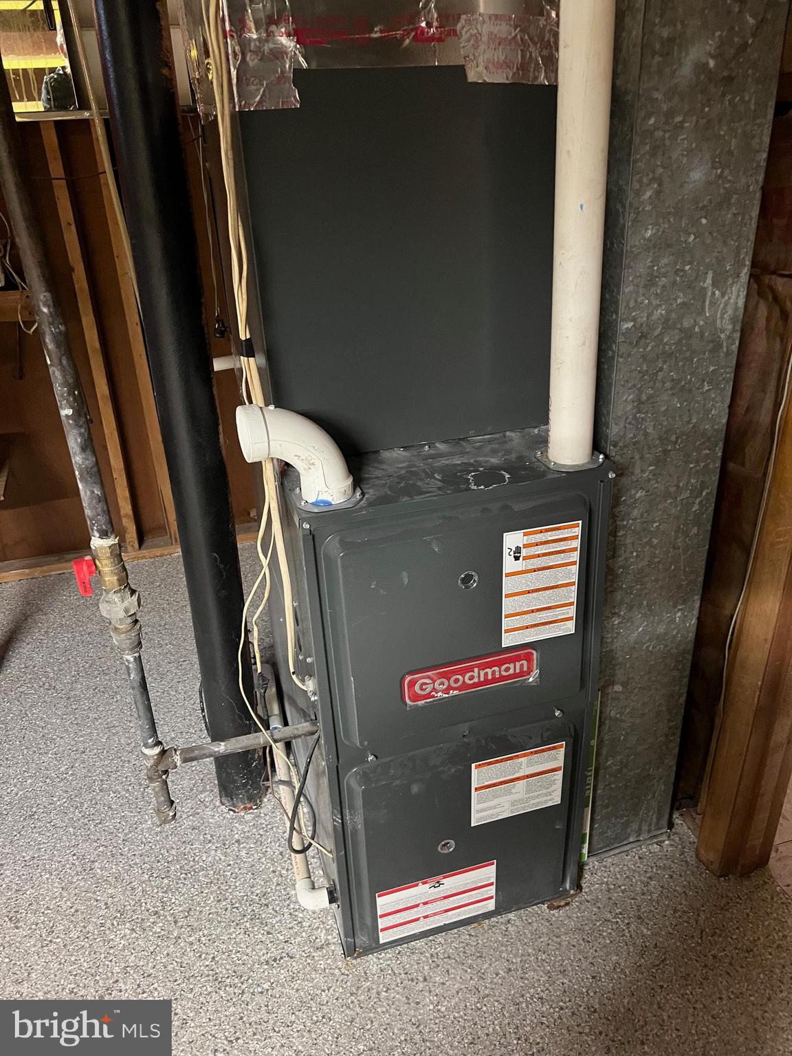 201 Cambridge Road Camden, DE 19934 - Photo 39 of 43 Heater