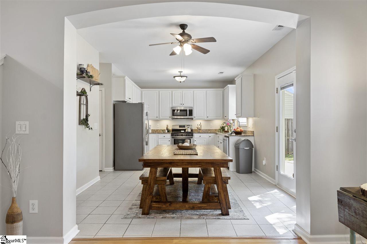102 Ridgebrook Way Greenville, SC 29605 - Photo 11 of 36 Gallery Image 11