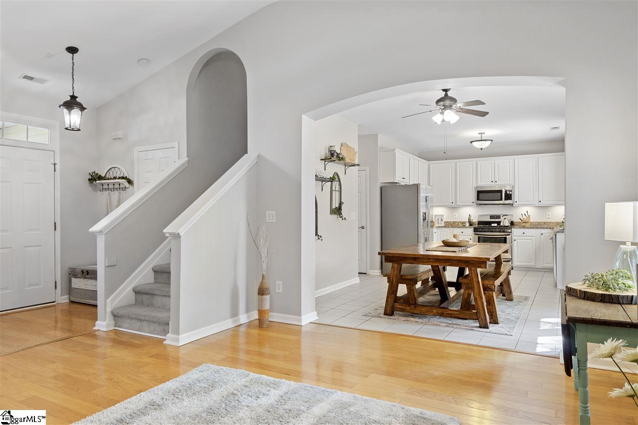 102 Ridgebrook Way Greenville, SC 29605 - Photo 9 of 36 Gallery Image 9