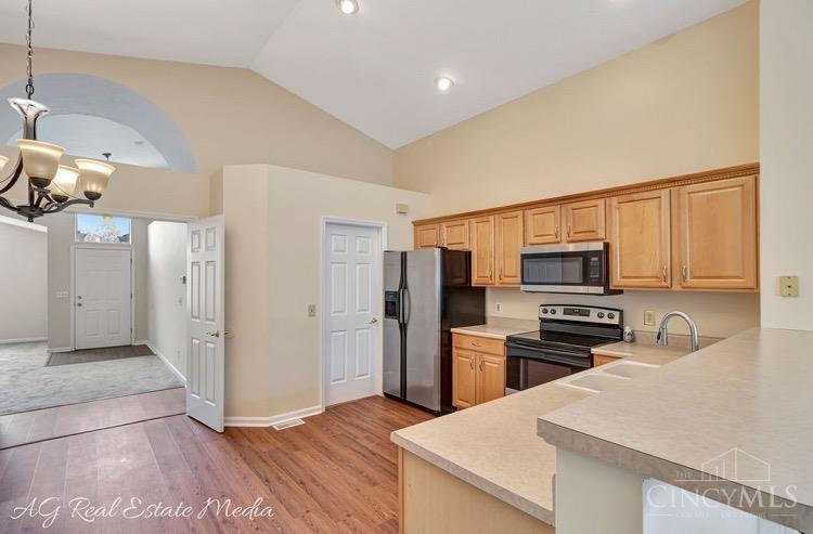 9931 Hunters Ridge Cincinnati, OH 45249 - Photo 12 of 37 Gallery Image 12