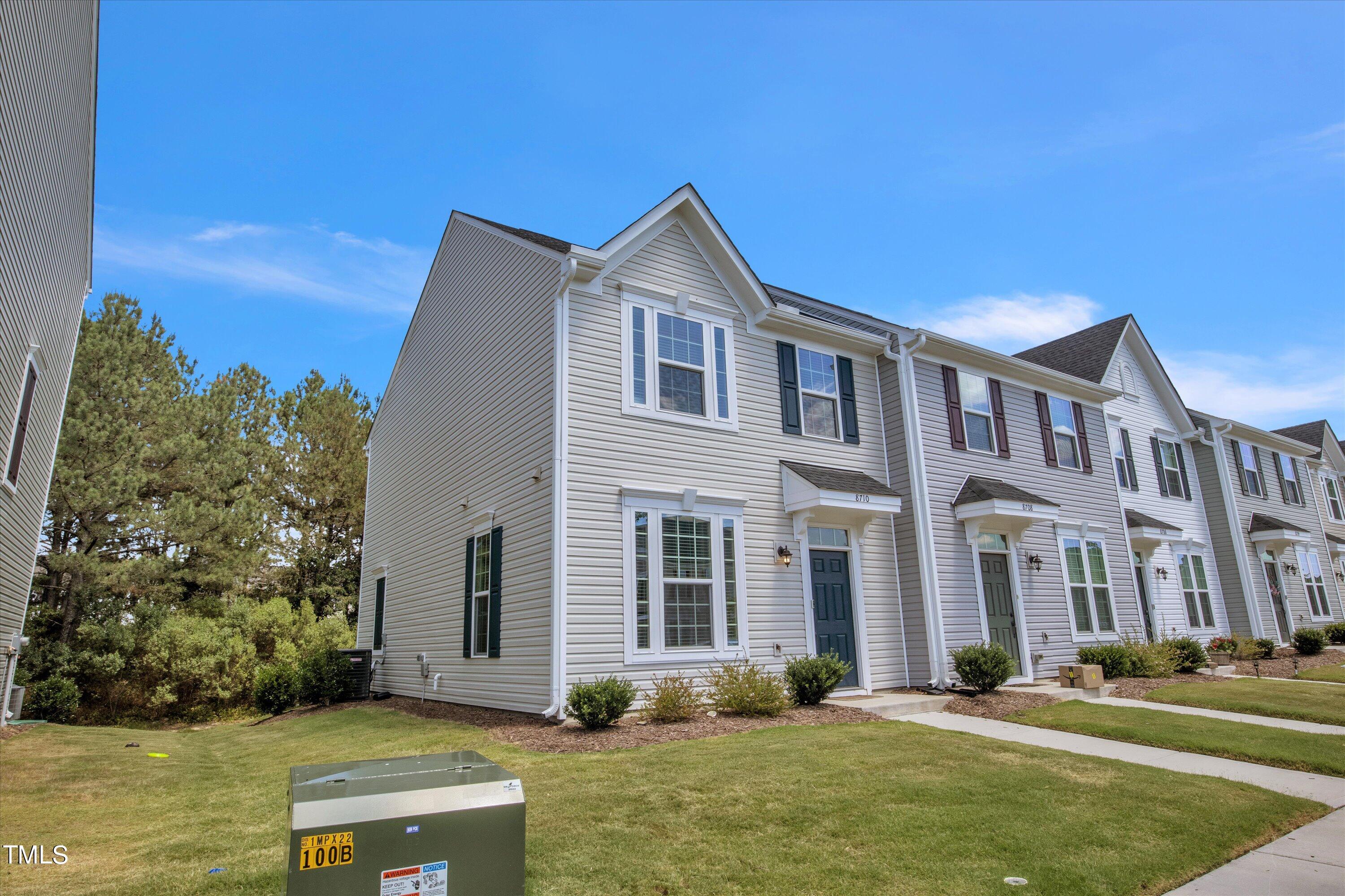 8710 Red Canyon Way Raleigh, NC 27616 - Photo 4 of 38 05-IMG_6504