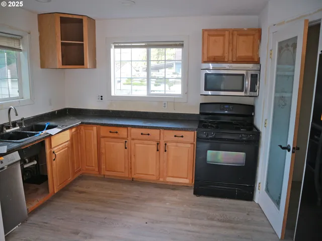 $327,000 | 1704 Norris Road, Vancouver, WA 98661