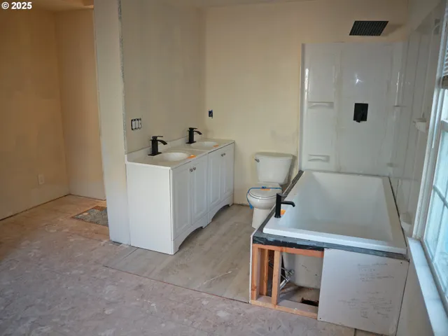 $327,000 | 1704 Norris Road, Vancouver, WA 98661