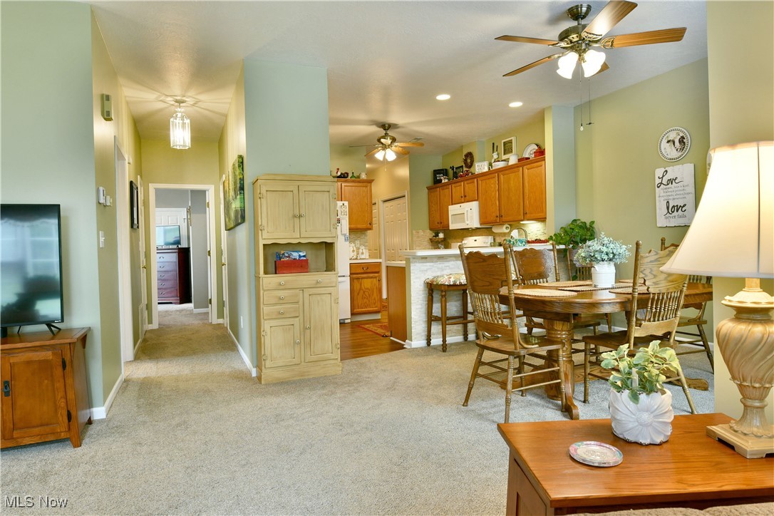 218 Wilcox Road Youngstown, OH 44515 - Photo 8 of 47 Gallery Image 8