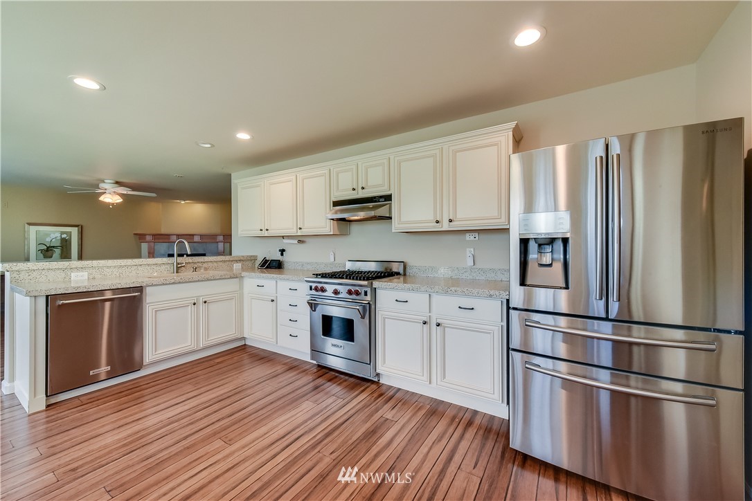 2815 Southeast 4th Street Renton, WA 98056 - Photo 9 of 21